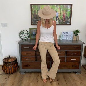 The limited corduroy flare pants